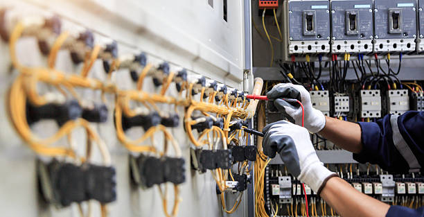 Professional Electrician technician working in Franklin, NH
